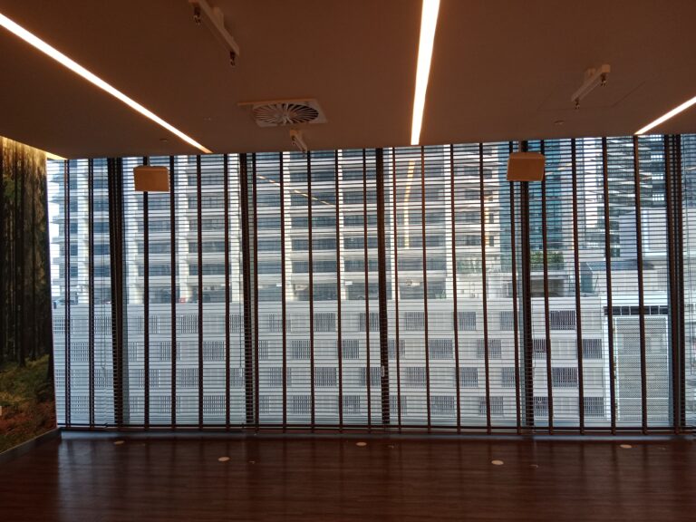 Mono System Venetian Blinds